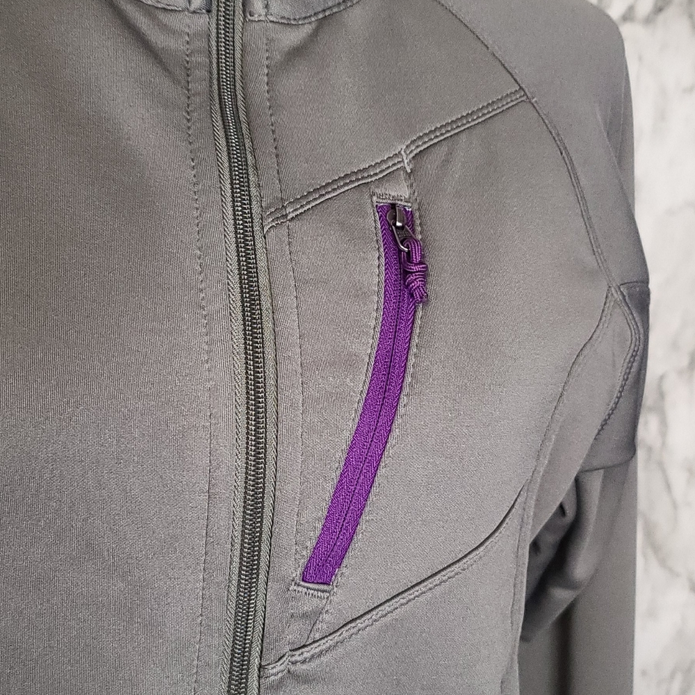 Bernie Outerwear Softshell Jacket Size Small - image 3